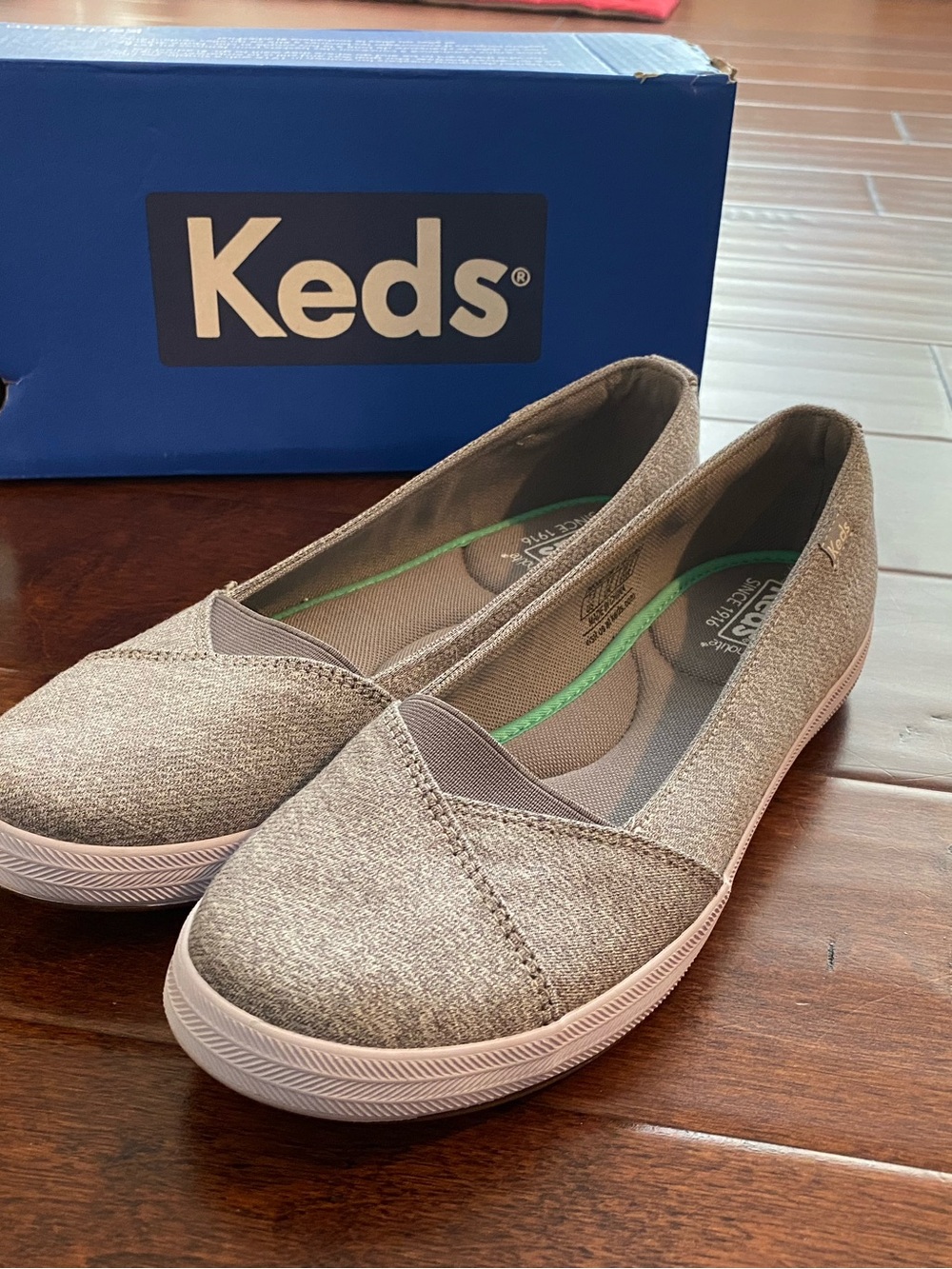 Keds Cali II Studio Jersey Light Gray Slip On Sneakers - Size 7.5